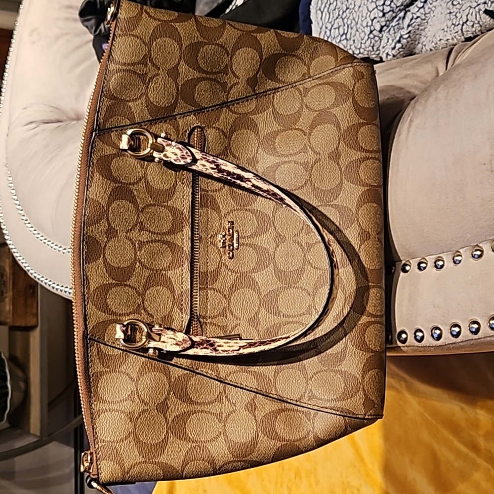 COACH Prairie Satchel / Shoulder In Colorblock Signature Canvas Khaki/Black Mult